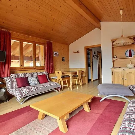 Clair Abri 104 アパート